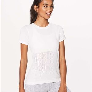 Lululemon T-shirt *Brand New